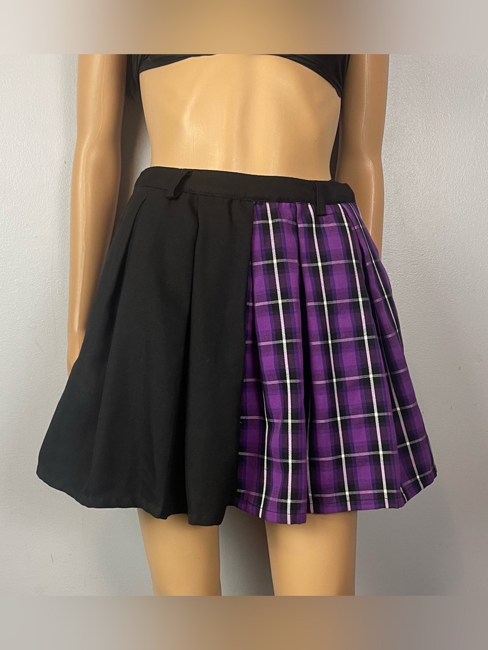 Hot Topic Skirt